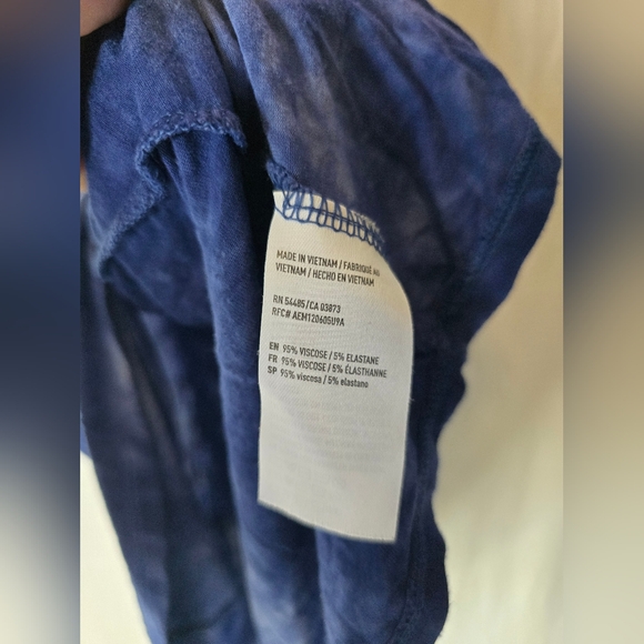 American Eagle Outfitters T-Shirt Women’s Soft and Sexy blue Tie Dye Sz Small - Picture 4 of 6